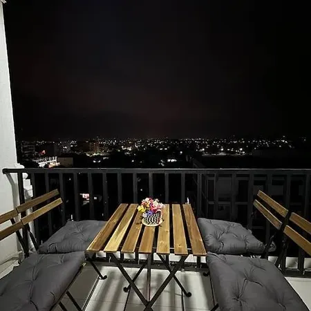 Modern Overlooking The Of Tirana Appartement *